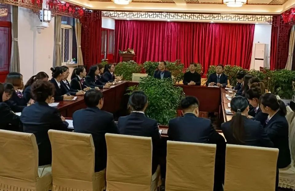 十个理由之四——专业执行力超强的领导团队（一）